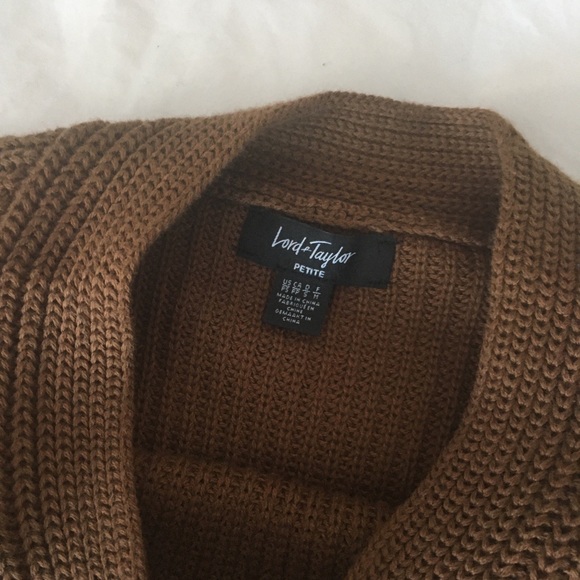 Lord & Taylor knit camel sweater (NWOT) - Picture 5 of 6